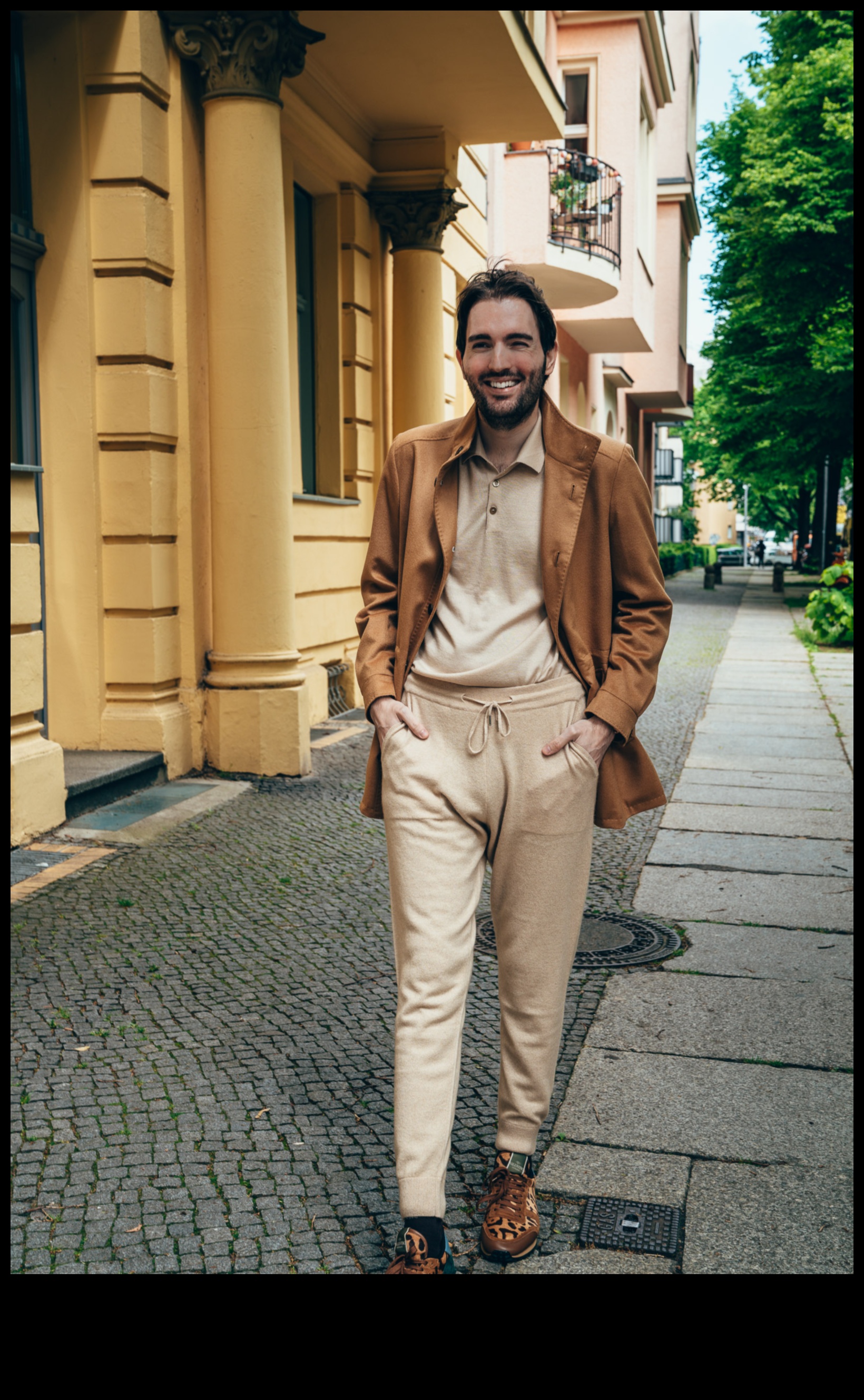 Eleganță eternă Frumusețe atemporală în formă de lux Un aspect atemporal care nu se demodează niciodată. 3 Eleganță eternă: frumusețe atemporală în formă de lux