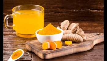 Strălucire de dimineață: Începe-ți ziua corect cu înghițituri strălucitoare de turmeric