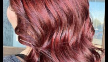 Ruby Reverie: coafuri roșii și auburn pentru declarații de modă de vis